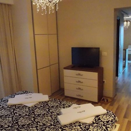 Apartments And Rooms Grand Palazzo بودفا المظهر الخارجي الصورة