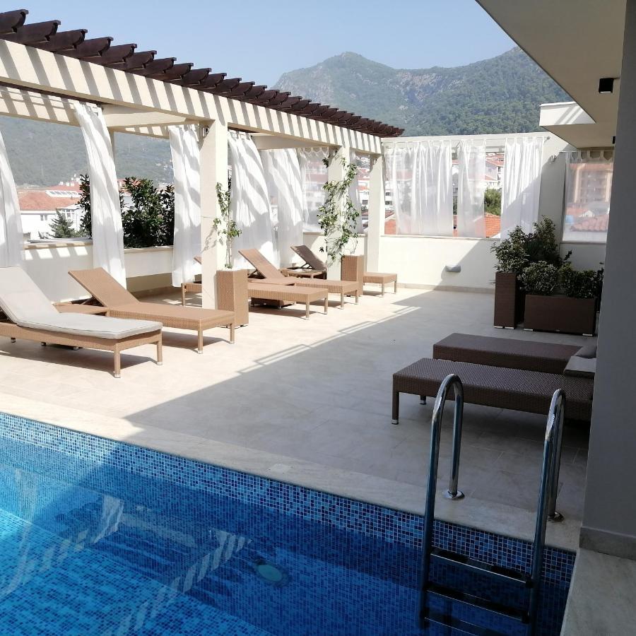 Apartments And Rooms Grand Palazzo بودفا المظهر الخارجي الصورة