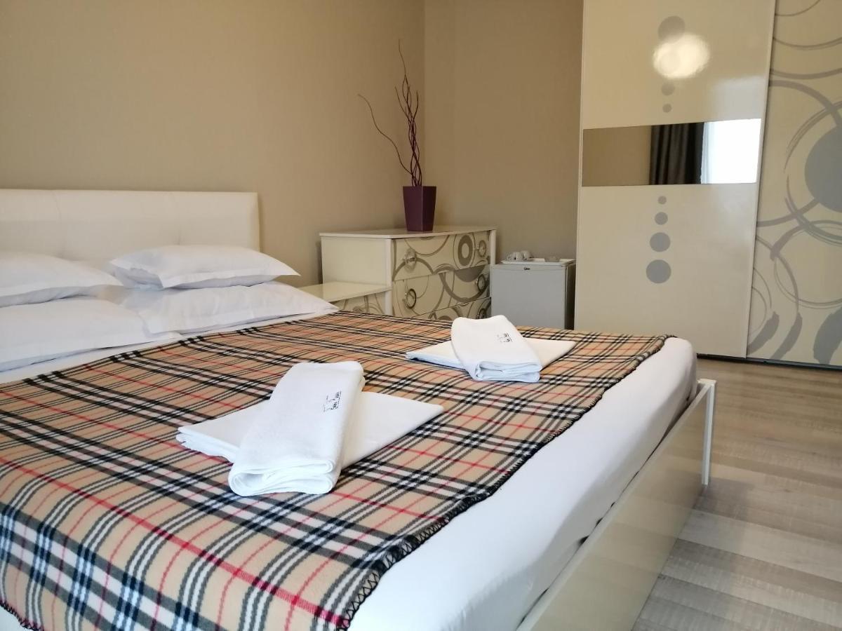 Apartments And Rooms Grand Palazzo بودفا المظهر الخارجي الصورة