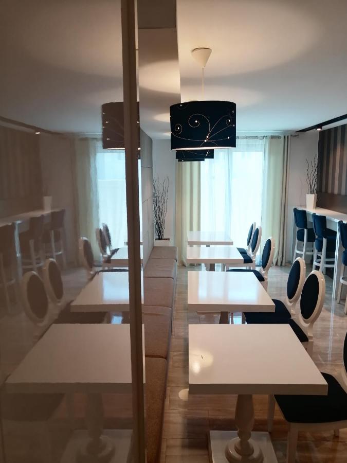Apartments And Rooms Grand Palazzo بودفا المظهر الخارجي الصورة