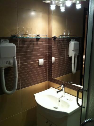 Apartments And Rooms Grand Palazzo بودفا المظهر الخارجي الصورة
