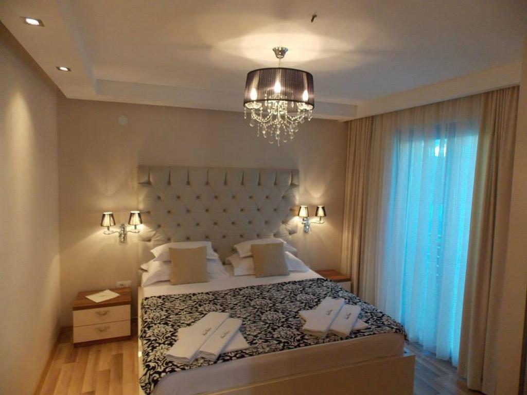 Apartments And Rooms Grand Palazzo بودفا الغرفة الصورة