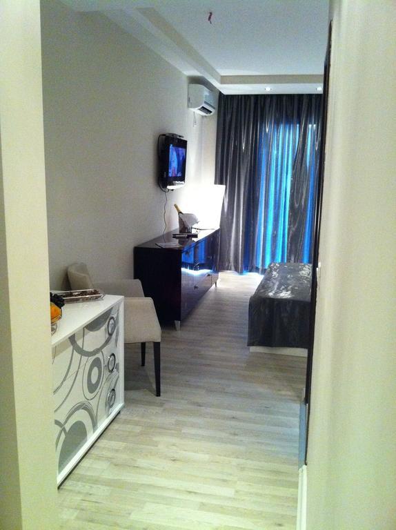 Apartments And Rooms Grand Palazzo بودفا الغرفة الصورة