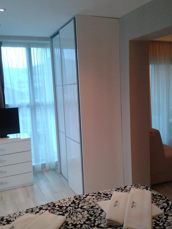 Apartments And Rooms Grand Palazzo بودفا الغرفة الصورة