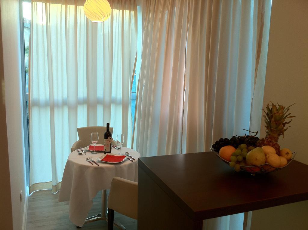 Apartments And Rooms Grand Palazzo بودفا الغرفة الصورة