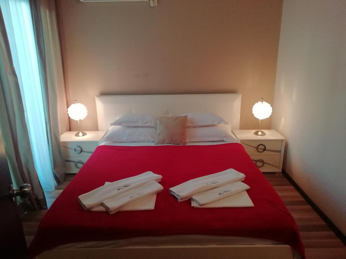 Apartments And Rooms Grand Palazzo بودفا المظهر الخارجي الصورة
