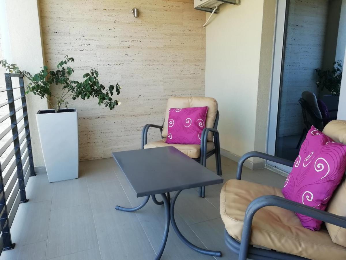 Apartments And Rooms Grand Palazzo بودفا المظهر الخارجي الصورة