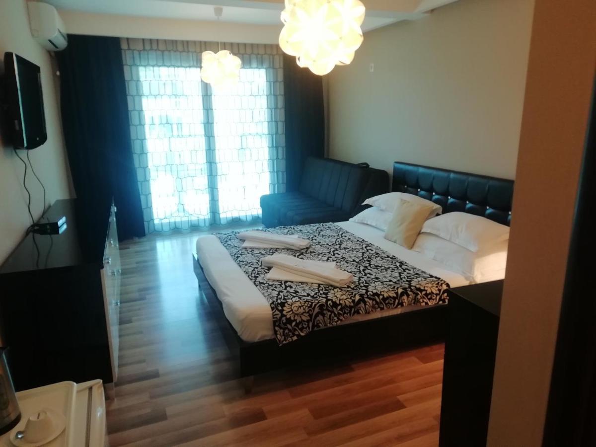 Apartments And Rooms Grand Palazzo بودفا المظهر الخارجي الصورة
